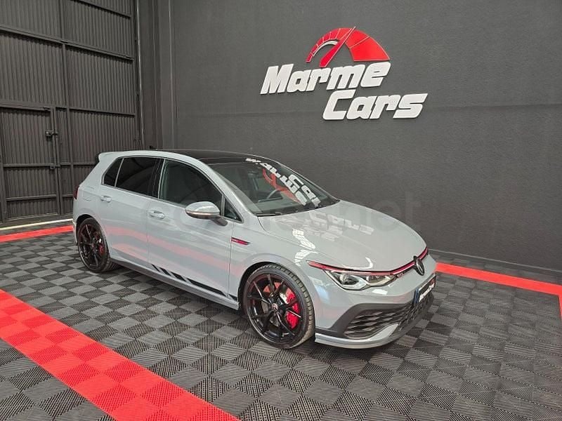 Usado VW Golf VIII GTI Clubsport 301 CV (221 kW) 2024 Gray Utilitario
