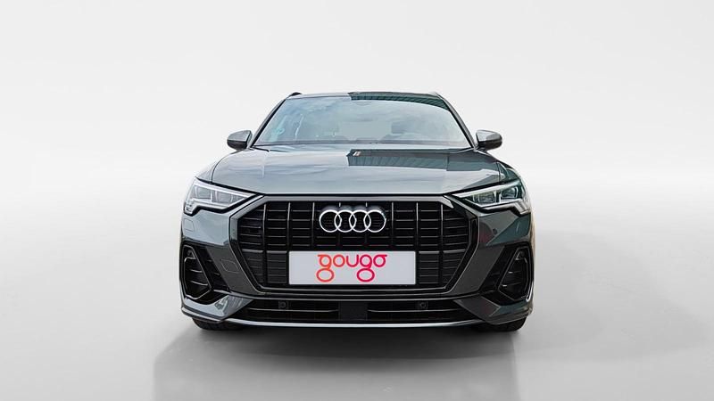 Usado Audi Q3 150 CV (110 kW) 2024 Gris / plata SUV