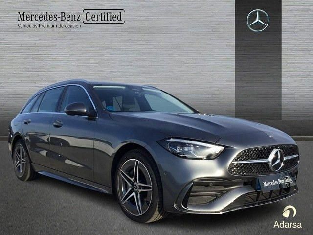 Usado Mercedes C300e 313 CV (230 kW) 2024 Gris selenita Familiar