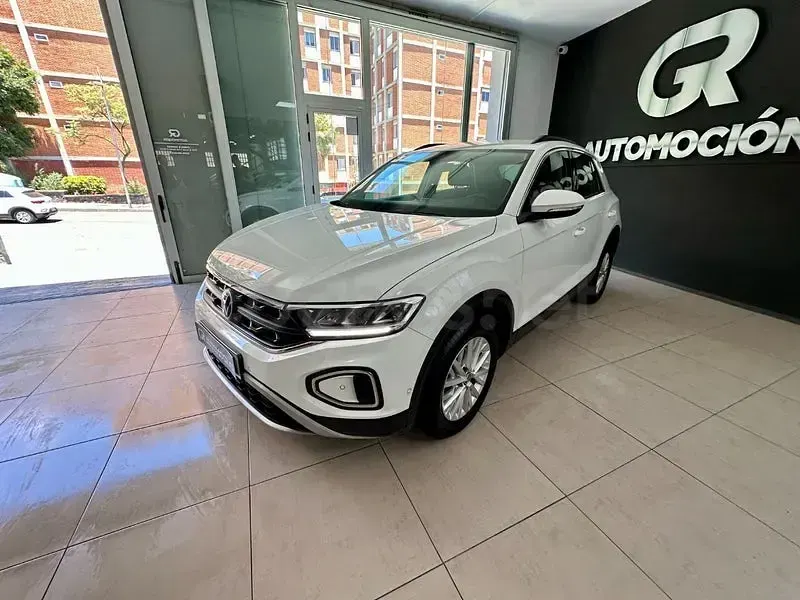 Usado VW T-Roc Advance 110 CV (80 kW) 2022 Blanco SUV