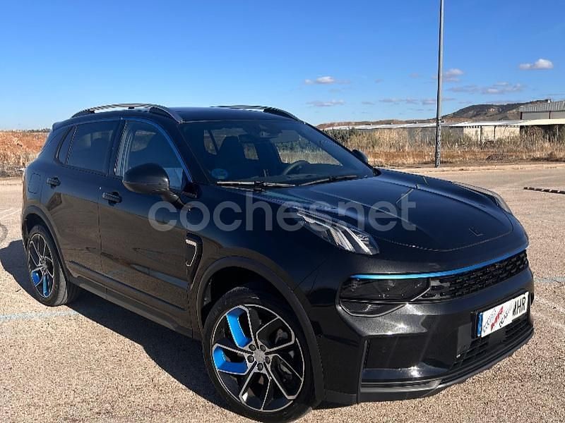 Usado Lynk & Co 01 261 CV (191 kW) 2023 Negro SUV