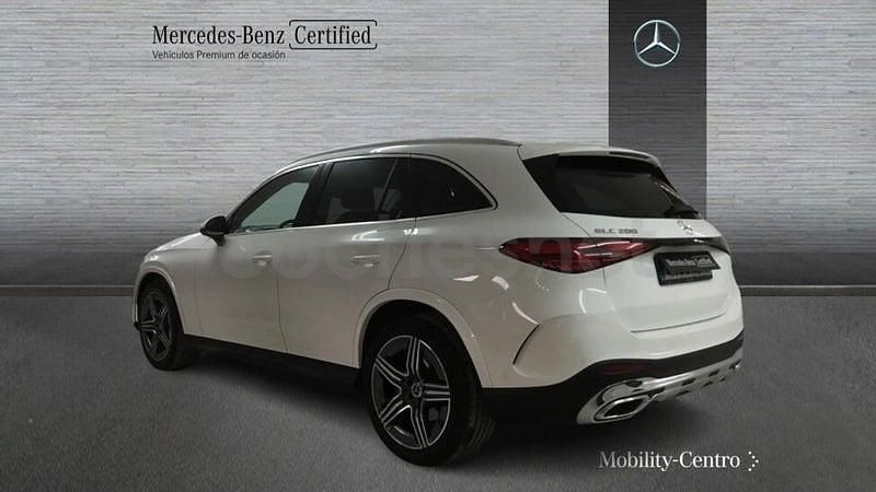 Usado Mercedes GLC200 204 CV (150 kW) 2024 Blanco SUV