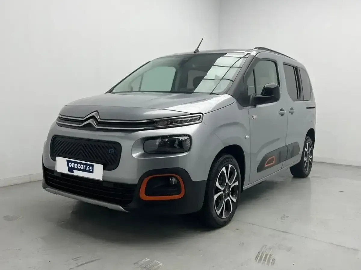 Nuevo Citroën Berlingo Shine 100 kW (136 CV) 2025 Gris Monovolumen
