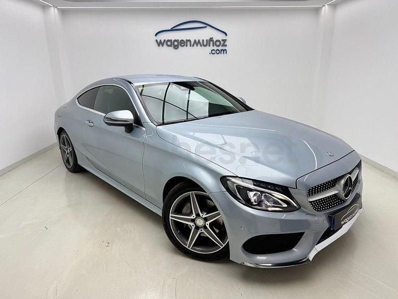 Usado Mercedes C220 AMG line 170 CV (125 kW) 2016 Gris / plata Coupe