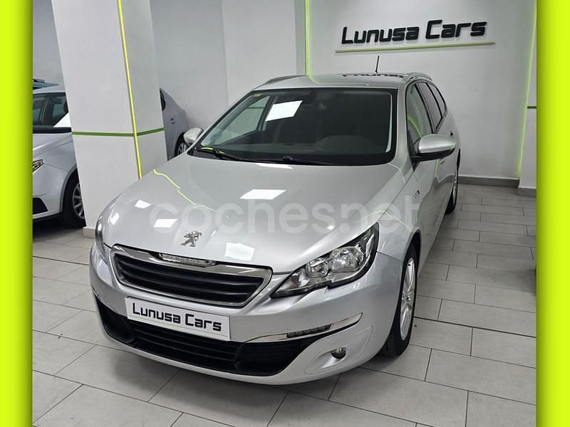 Usado Peugeot 308 SW Style 120 CV (88 kW) 2016 Azul Familiar