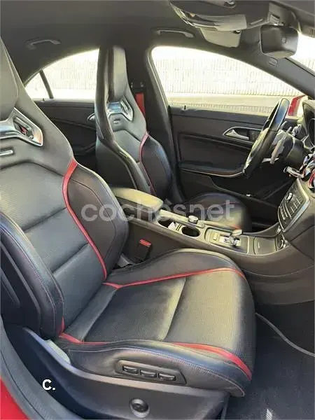 Usado Mercedes CLA45 AMG AMG 360 CV (264 kW) 2015 Rojo Coupe