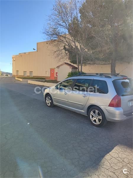 Usado Peugeot 307 110 CV (80 kW) 2004 Gris / plata Familiar