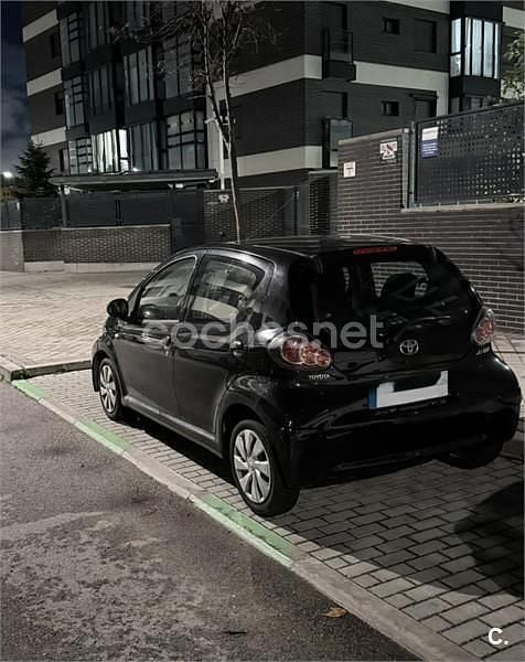 Negro Usado 2014 Toyota Aygo City Utilitario | 5550 € (Precio justo) - Imagen 1/4