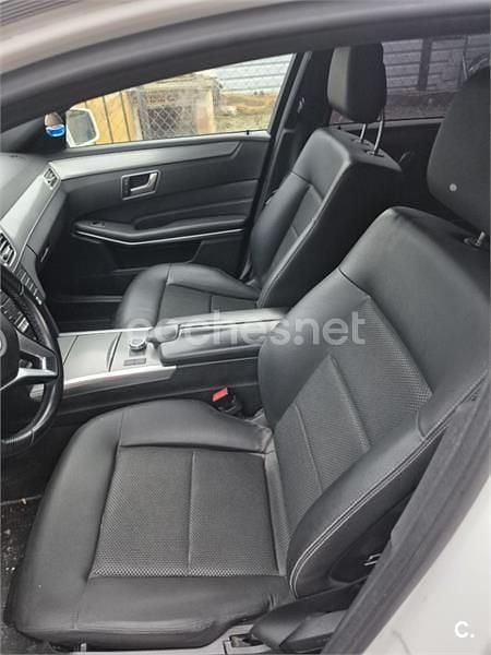 Usado Mercedes E220 170 CV (125 kW) 2015 Blanco Familiar