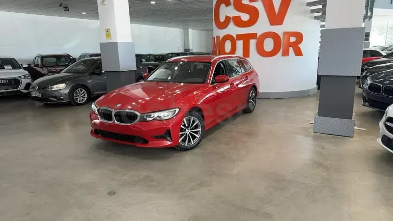 Usado BMW 320 190 CV (139 kW) 2022 Rojo Berlina