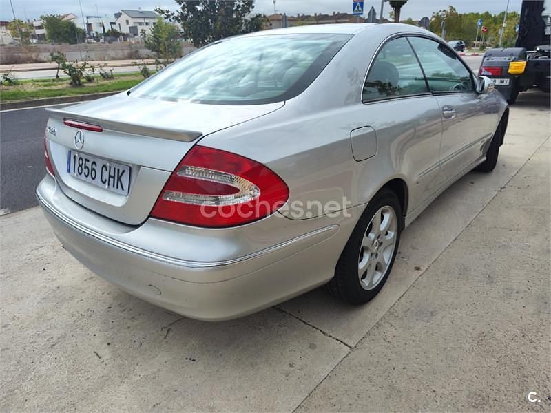 Usado Mercedes CLK320 Elegance 218 CV (160 kW) 2003 Gris / plata Coupe