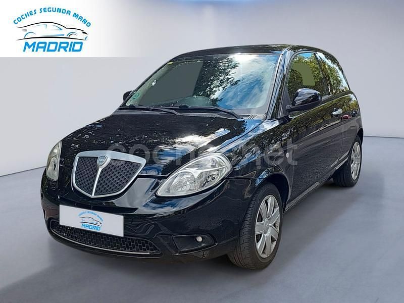 Negro Usado 2010 Lancia Ypsilon Utilitario | 4900 € (Precio justo) - Imagen 1/4
