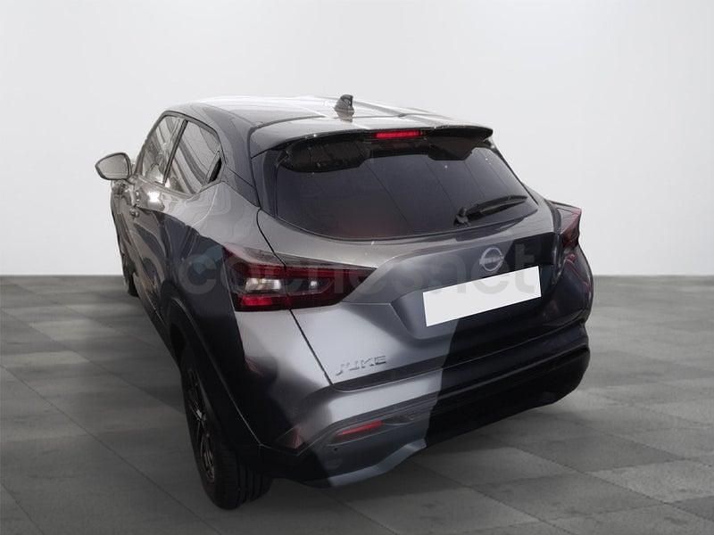 Usado Nissan Juke N-Connecta 114 CV (83 kW) 2025 Gris / plata SUV