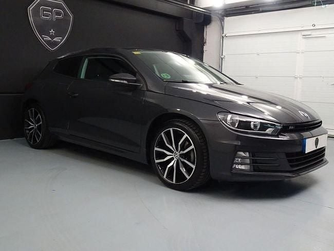 Usado VW Scirocco R-line 125 CV (91 kW) 2016 Gris / plata Coupe
