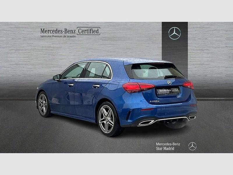 Usado Mercedes A200 150 CV (110 kW) 2024 Azul Berlina