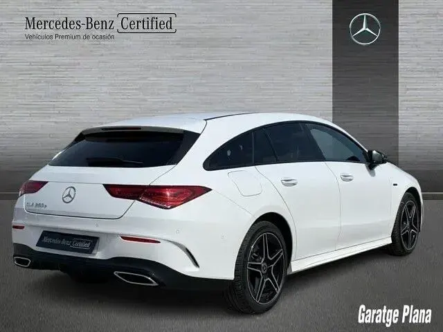 Usado Mercedes CLA250e Shooting Brake 218 CV (160 kW) 2021 Blanco polar Familiar