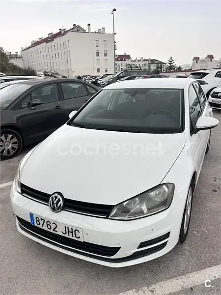 Usado VW Golf VII Business 105 CV (77 kW) 2015 Blanco Familiar