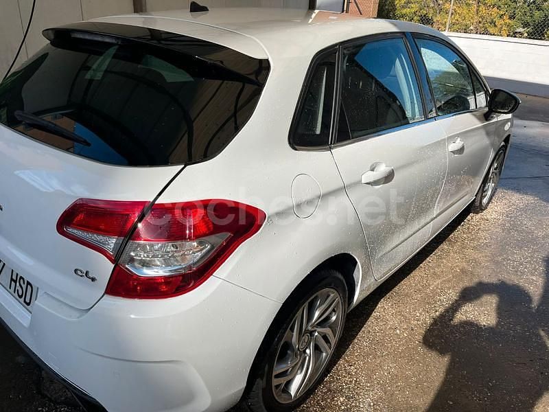 Usado Citroën C4 114 CV (83 kW) 2013 Blanco Berlina