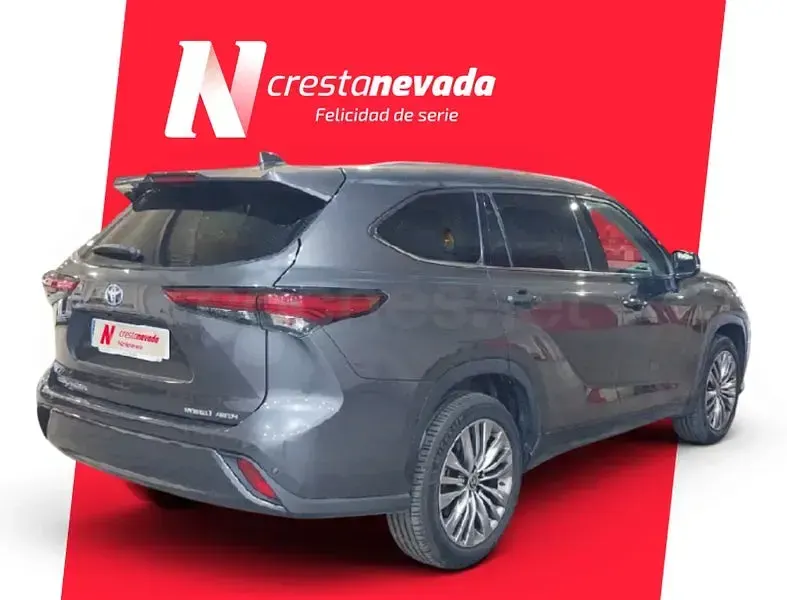 Usado Toyota Highlander Advance 246 CV (180 kW) 2022 Gris / plata SUV