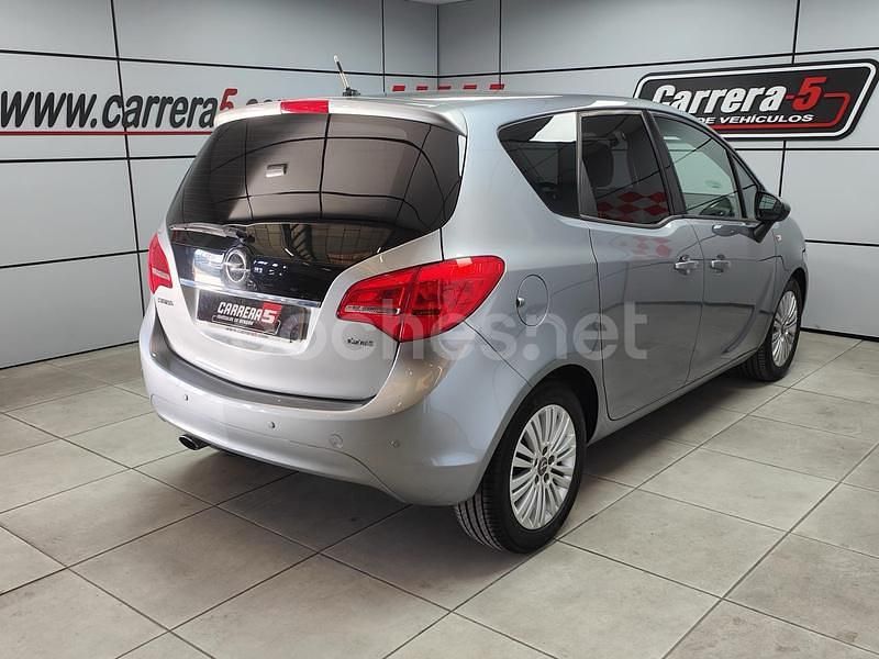 Usado Opel Meriva Excellence 110 CV (80 kW) 2014 Gris / plata Monovolumen