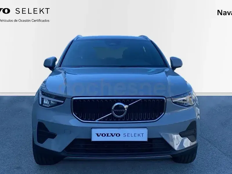 Nuevo Volvo XC40 Core 163 CV (119 kW) 2026 Gris / plata SUV