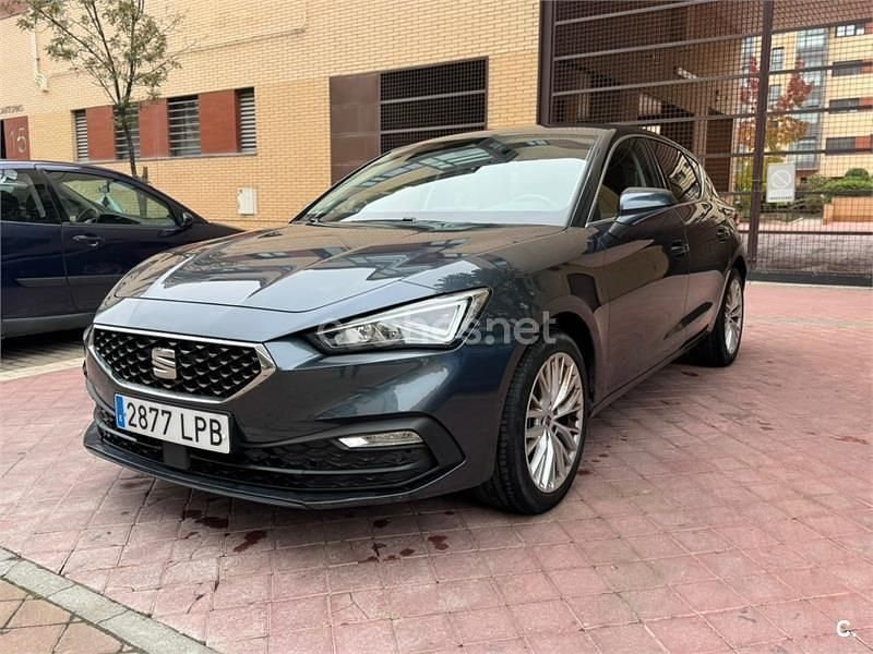 Gris / plata Usado 2021 Seat Leon FR Berlina | 18.495 € (Buen precio) - Imagen 1/4