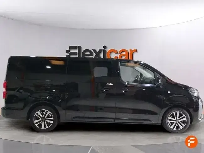 Usado Peugeot Traveller Business-Line 180 CV (132 kW) 2024 Negro Monovolumen