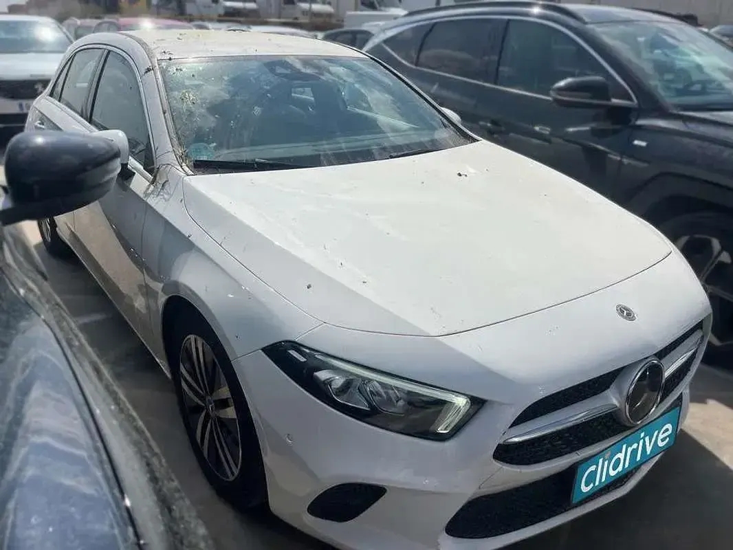 Usado Mercedes CLA200 150 CV (110 kW) 2022 Blanco Berlina