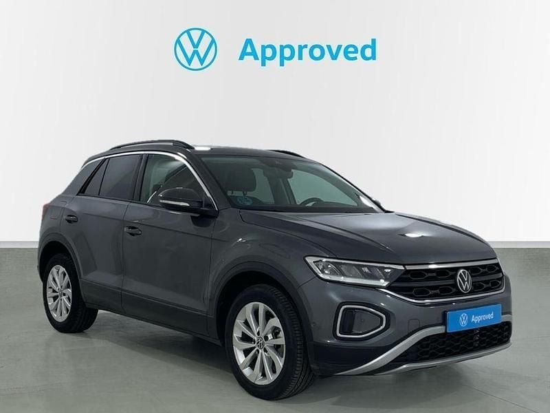 Gris Usado 2023 VW T-Roc Life SUV | 24.890 € (Precio justo) - Imagen 1/4