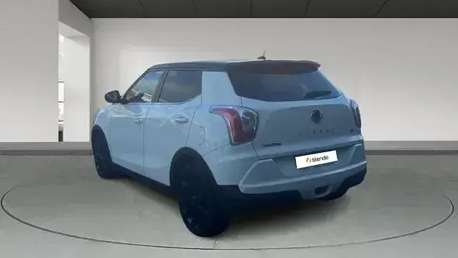 Usado SsangYong Tivoli 128 CV (94 kW) 2016 Blanco SUV