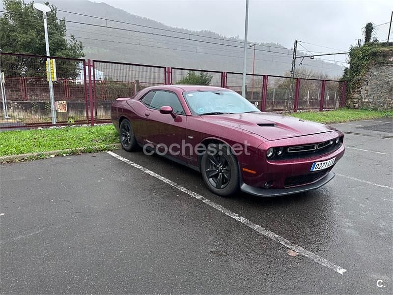 Granate Usado 2023 Dodge Challenger SXT Coupe | 27.800 € - Imagen 1/4