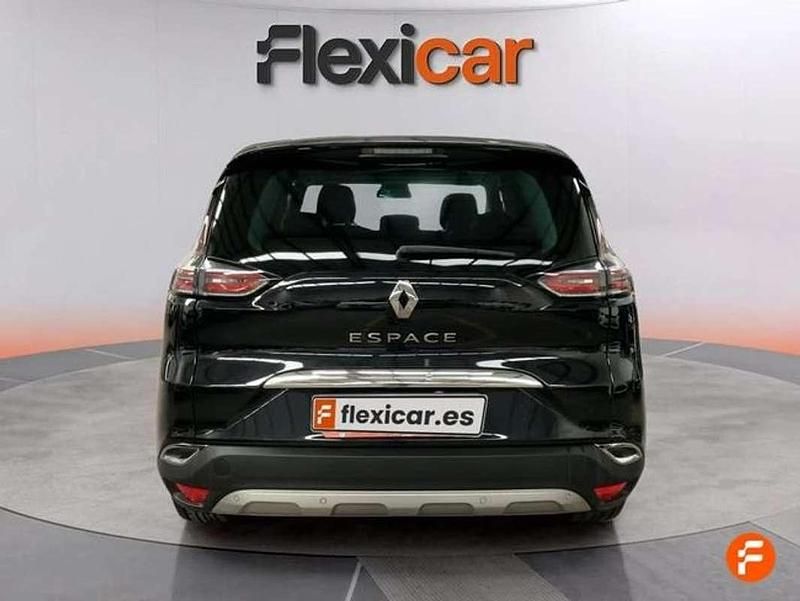 Usado Renault Espace Zen 160 CV (117 kW) 2017 Negro Monovolumen