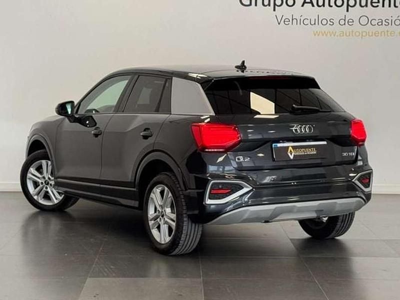 Usado Audi Q2 Advanced 116 CV (85 kW) 2023 Gris SUV