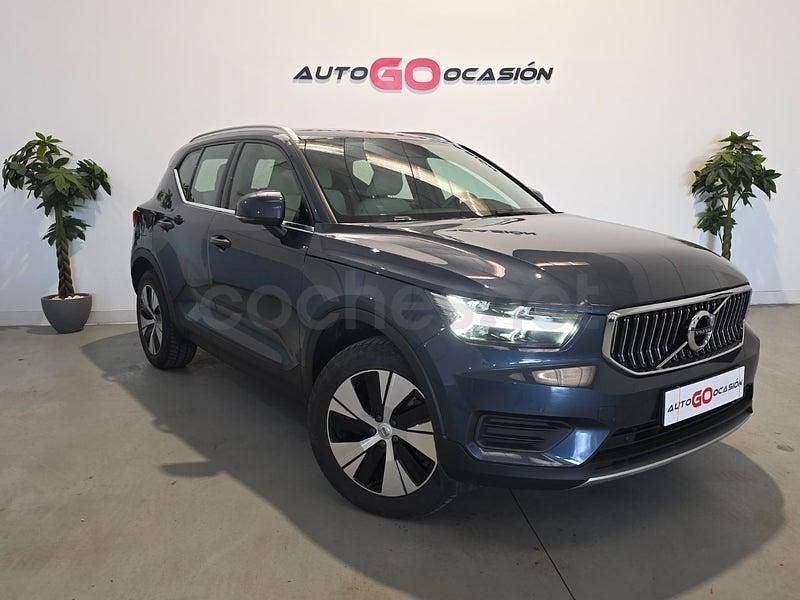 Usado Volvo XC40 Core 211 CV (155 kW) 2021 Azul SUV