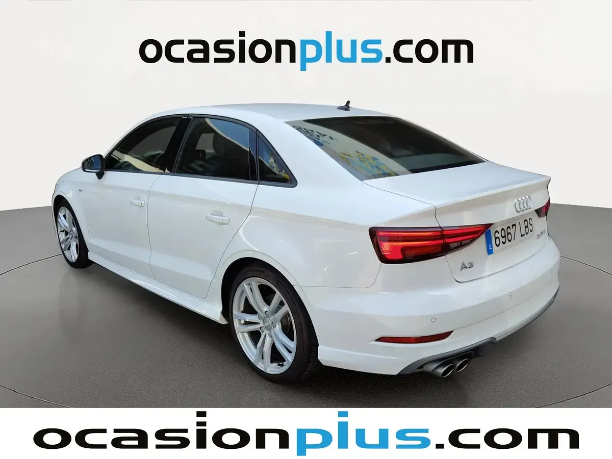 Usado Audi A3 S-Line 150 CV (110 kW) 2019 Blanco Berlina