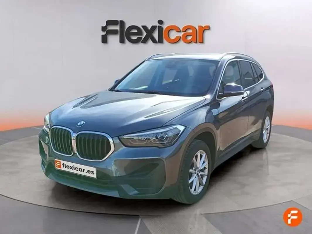 Usado BMW X1 150 CV (110 kW) 2020 Gris SUV