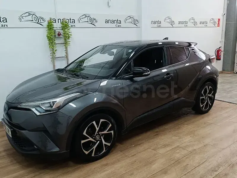 Usado Toyota C-HR Plus 122 CV (89 kW) 2017 Gris / plata SUV