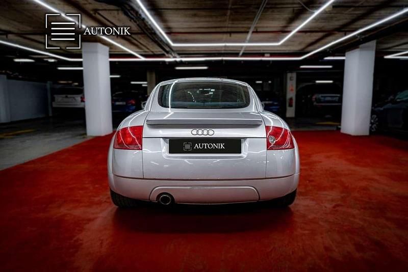 Usado Audi TT 179 CV (131 kW) 2005 Gris Coupe