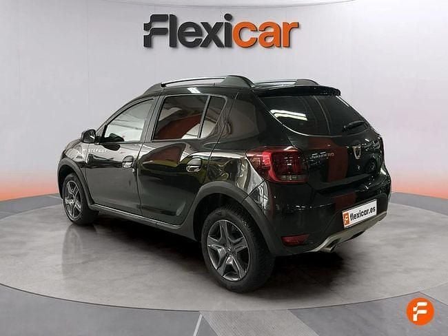 Usado Dacia Sandero Lauréate 90 CV (66 kW) 2017 Negro Utilitario