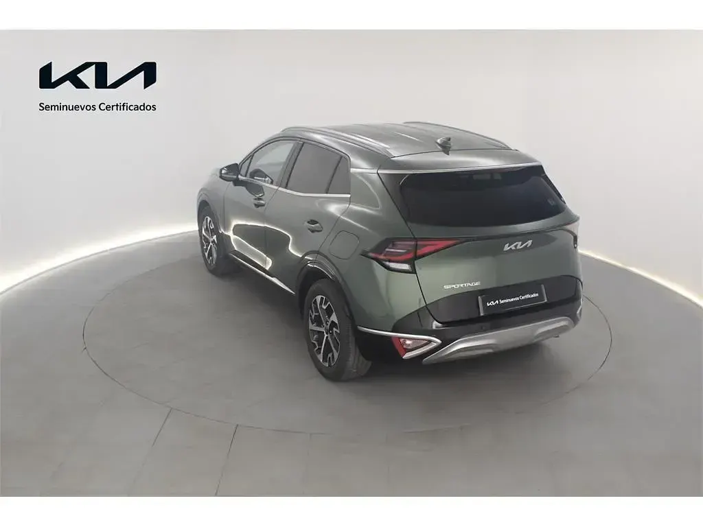 Usado Kia Sportage 150 CV (110 kW) 2024 Verde SUV