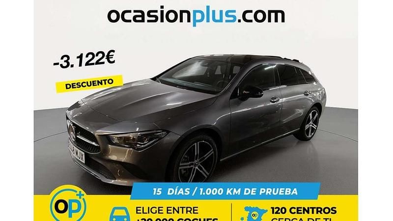 Usado Mercedes CLA250e Shooting Brake 218 CV (160 kW) 2023 Gris Familiar