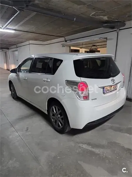 Usado Toyota Verso Advance 124 CV (91 kW) 2013 Blanco Monovolumen