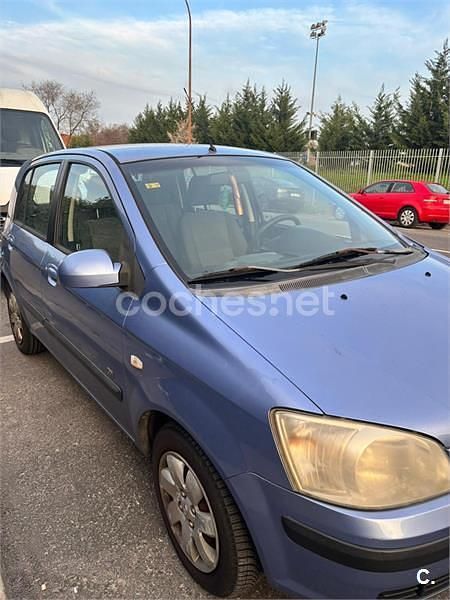Usado Hyundai Getz 82 CV (60 kW) 2005 Azul Utilitario
