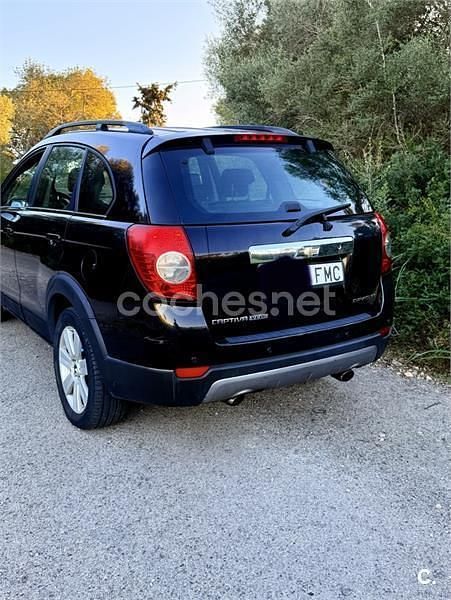 Usado Chevrolet Captiva 150 CV (110 kW) 2007 Negro SUV