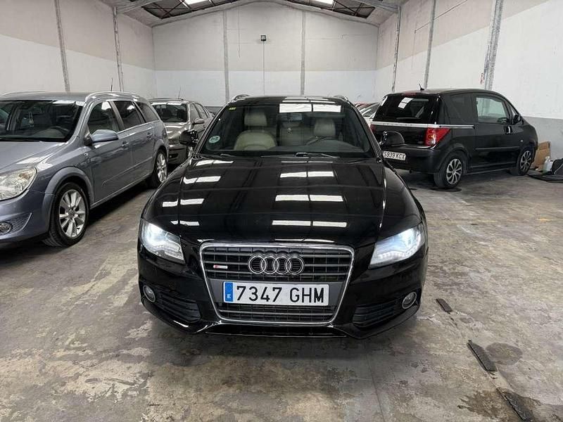 Usado Audi A4 170 CV (125 kW) 2008 Negro Familiar