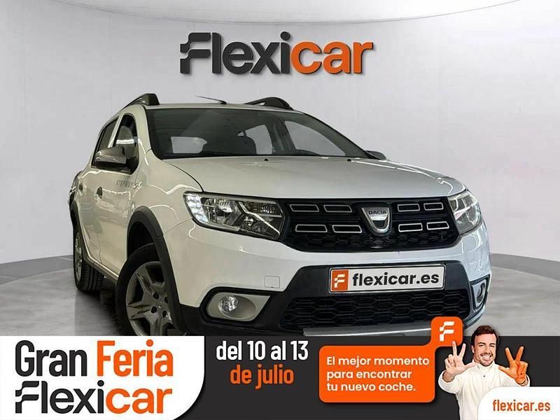 Blanco Usado 2019 Dacia Sandero Essentiel Utilitario | 11.490 € (Precio justo) - Imagen 1/2