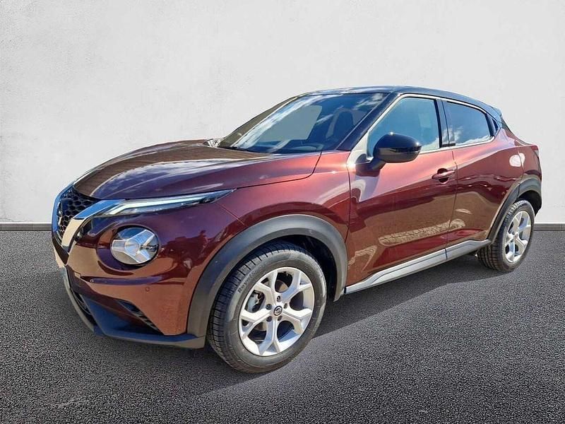 Burgundy + midnight black Usado 2022 Nissan Juke N-Connecta SUV | 17.600 € (Precio justo) - Imagen 1/4