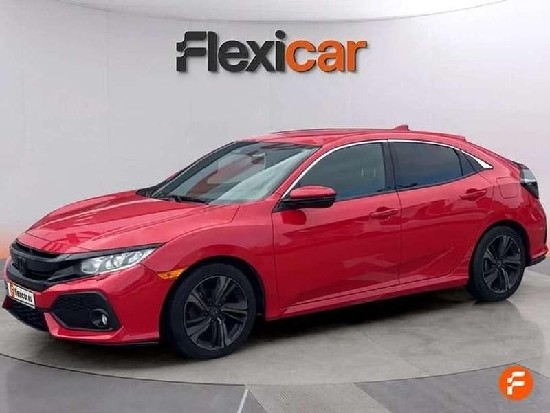 Usado Honda Civic Comfort 126 CV (92 kW) 2019 Rojo Utilitario