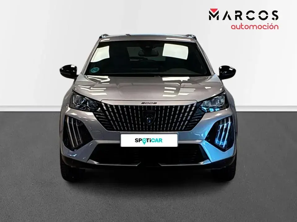 Usado Peugeot 2008 Allure 100 CV (73 kW) 2024 SUV