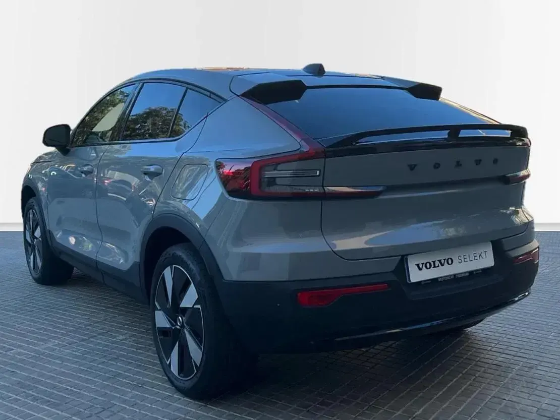 Usado Volvo EC40 Plus 185 kW (252 CV) 2024 Vapour grey SUV